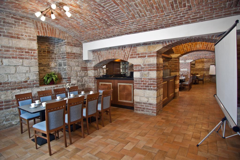 Hotel Galileo Прага Екстериор снимка