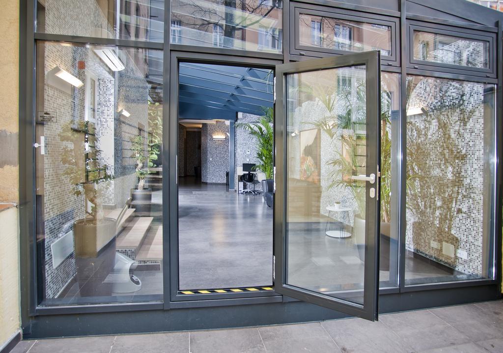 Hotel Galileo Прага Екстериор снимка