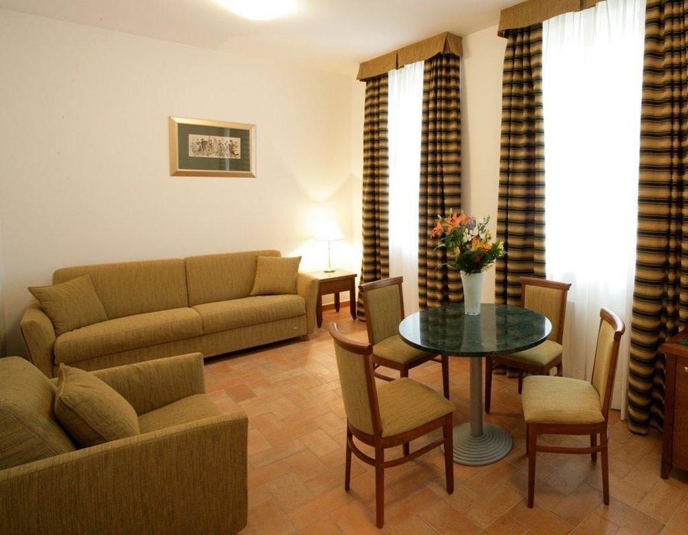 Hotel Galileo Прага Стая снимка