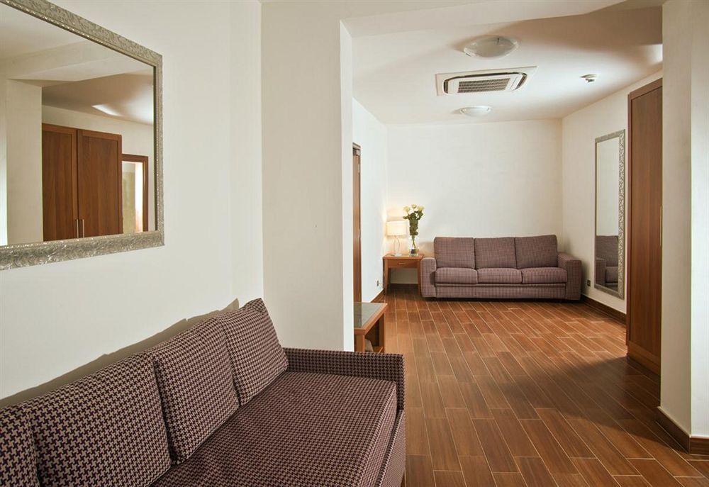 Hotel Galileo Прага Стая снимка
